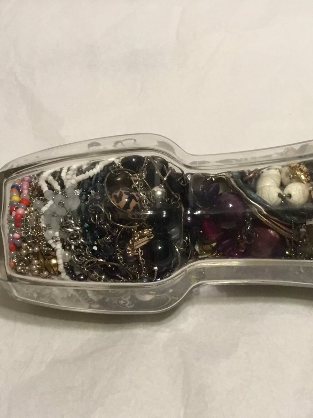 Tall, heavy glass vase filled with lots of good jewelry - Picture 10 of 11